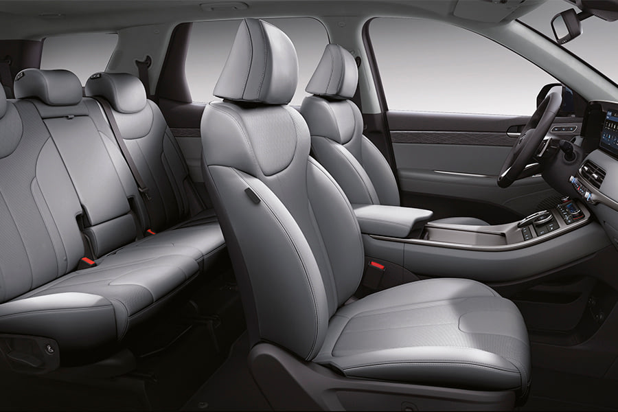 /img/cars/1637051396-interior_hyundai_Palisade_8.jpg