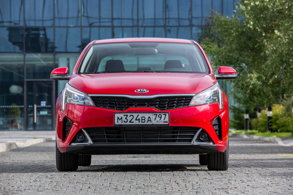 /img/cars/1637051763-exterior_kia_Rio_New_6.jpg